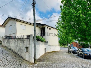Arrendamento de andar de moradia na Rua do Século XXI