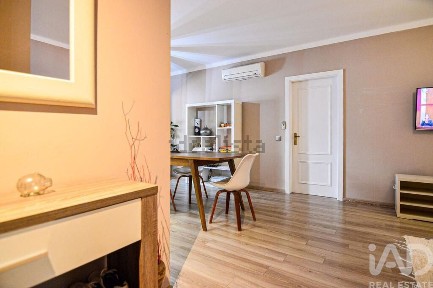 Apartamento T2 à venda em Praia de Quarteira