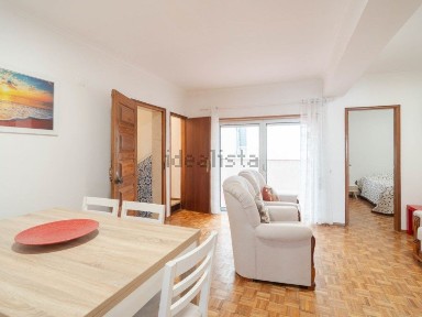 Apartamento T2 à venda na Rua dos Galeões, 5