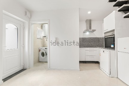 Arrendamento de apartamento T1 no Beco do Esteval