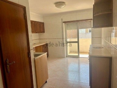 Arrendamento de apartamento T2 em Marrazes e Barosa