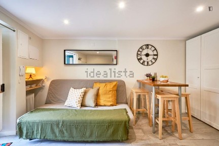 Arrendamento de apartamento T0 no Beco do Almotacé