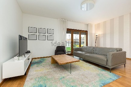 Arrendamento de apartamento T4 em Sacavém e Prior Velho