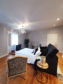 Arrendamento de apartamento T2 no Largo do Mastro, 6