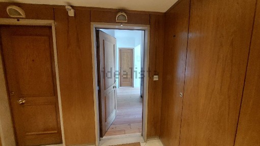 Arrendamento de apartamento T1 na Estrada dos Prazeres