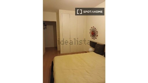 Arrendamento de apartamento T2 na Rua Francisco Lyon de Castro