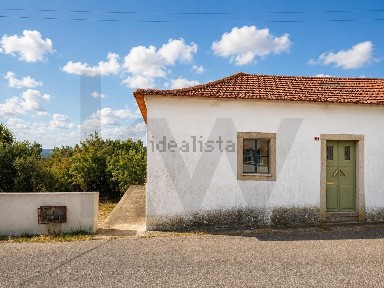 Casa ou moradia à venda na Rua Principal s/n