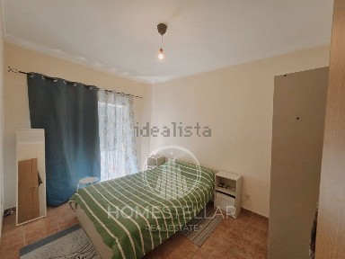 Apartamento T2 à venda na Rua Egas Moniz
