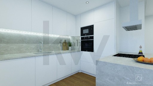 Apartamento T3 à venda na Rua Provedor Nuno Álvares Pereira, 2