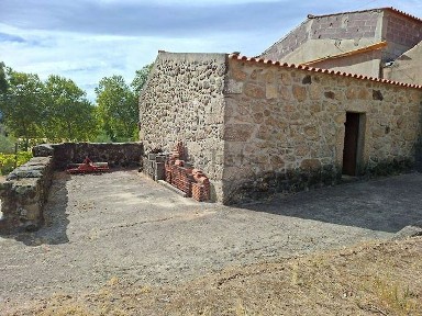 Moradia independente à venda em Belmonte