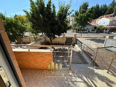 Moradia em banda à venda em Macedo de Cavaleiros