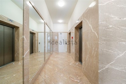 Arrendamento de apartamento T1 na Rua dos Clérigos, 23