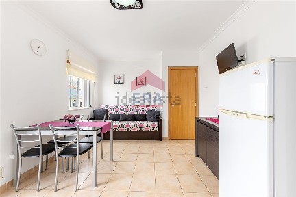 Apartamento T1 à venda na Rua dos Pescadores, 24