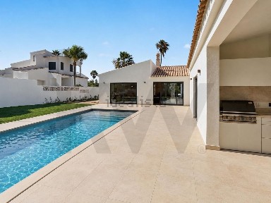 Casa ou moradia à venda em Aldeia do Golf - Alto do Golf