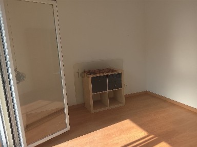 Apartamento T2 à venda na Rua José Gomes Ferreira n9b