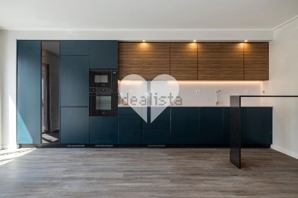 Apartamento T3 à venda na Rua Jau, 21