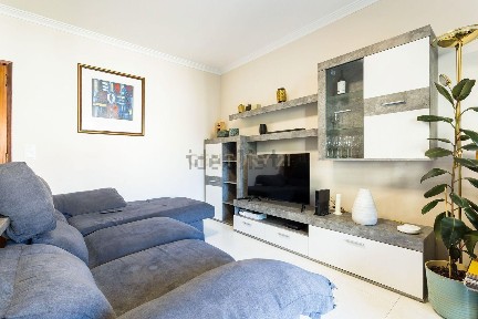 Apartamento T3 à venda na Rua Florbela Espanca, 5