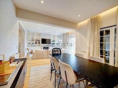 Apartamento T3 à venda na Viela Eira, 2 d