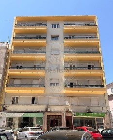 Apartamento T4 à venda na Rua de Entrecampos, 5