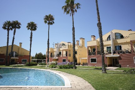 Apartamento T4 à venda na Rua da Fonte