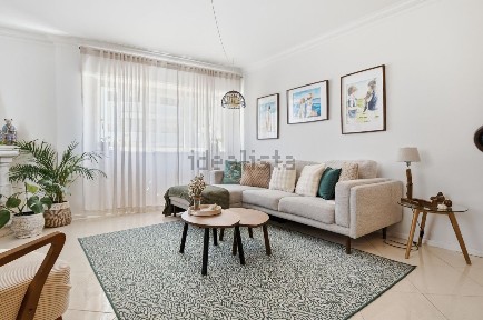 Apartamento T3 à venda na Rua Cidade de Lagos, 17