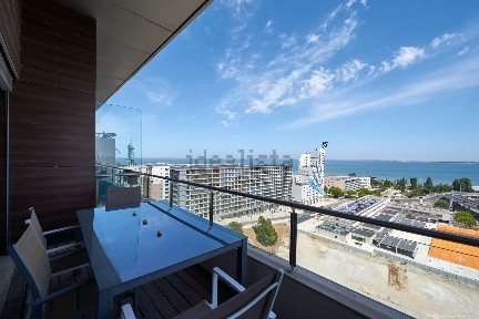 Apartamento T2 à venda na Avenida Fernando Pessoa s/n
