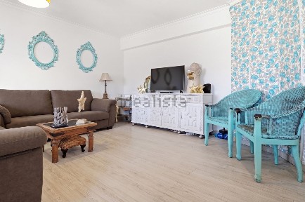 Apartamento T3 à venda na Rua Pedro Nunes, 13