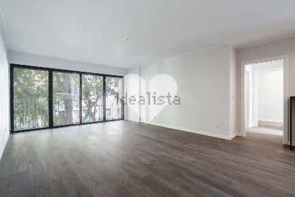 Apartamento T2 à venda na Rua Jau, 19