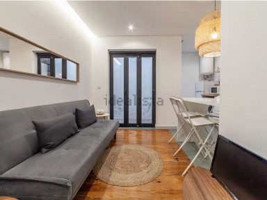 Arrendamento de apartamento T2 na Rua Doutor António Christo, 18