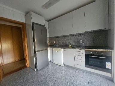 Apartamento T1 à venda na Rua da Fonte