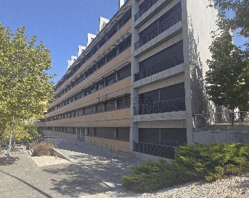 Apartamento T2 à venda na Rua Doutor Costa Matos