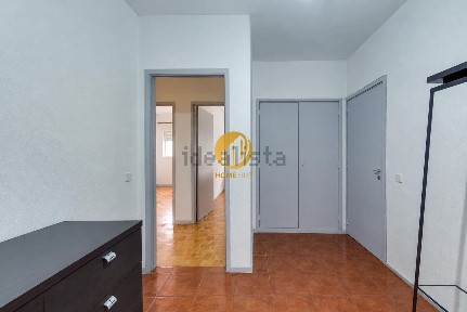 Apartamento T2 à venda na Santegãos - Estrada Nova - Campainha