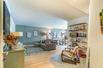 Apartamento T3 à venda na Rua de Dom Pedro V