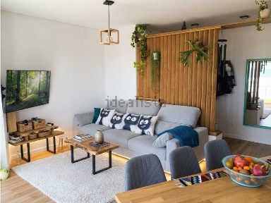 Apartamento T2 à venda na Avenida da Praia de Angeiras