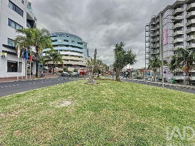 Espaço comercial à venda na Ajuda - Amparo - Piornais