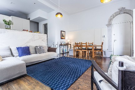 Arrendamento de duplex na Rua da Emenda