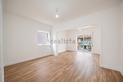 Arrendamento de apartamento T3 na Rua 1º de Maio