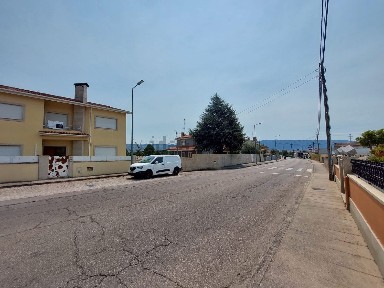 Moradia em banda à venda na Avenida Cocanha