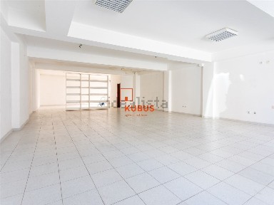 Espaço comercial à venda na Rua Alexandre Herculano, 51