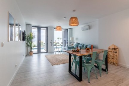 Arrendamento de apartamento T1 na Rua São João, 34