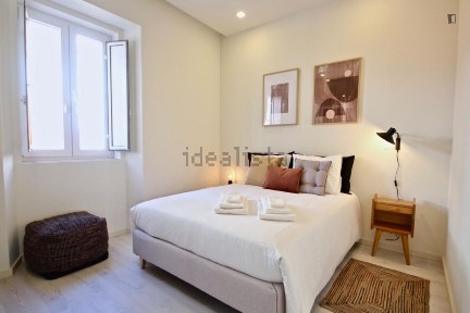 Arrendamento de apartamento T2 na Rua do Olival