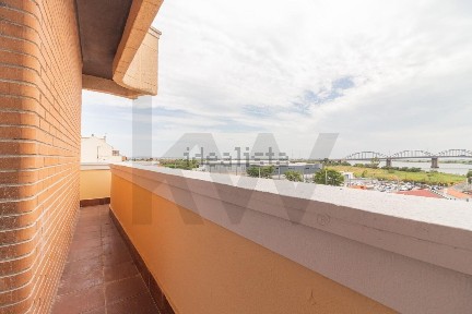 Arrendamento de apartamento T2 na Rua Curado s/n