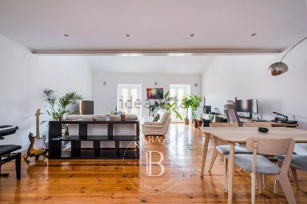 Arrendamento de apartamento T2 na Santos-o-Velho - Madragoa