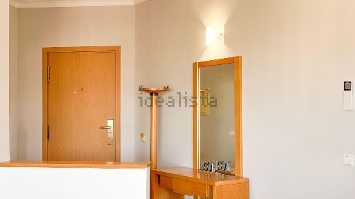 Arrendamento de apartamento T1 na Rua Agosto Azul b2