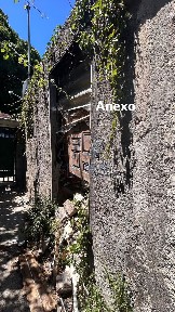 Moradia em banda à venda na Rua Alto da Bela