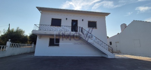 Moradia independente à venda em Areias