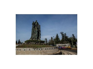 Escritório à venda no Largo do Rato - Estrela