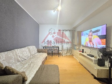 Apartamento T3 à venda no Largo Manuel da Luz Graça, 11