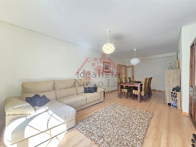 Apartamento T3 à venda nas Amoreiras