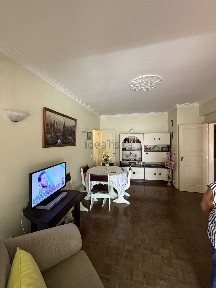 Apartamento T2 à venda na Rua José Elias Garcia, 76